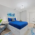 Great Walkable Studio Apt!