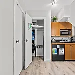 Great Walkable Studio Apt!
