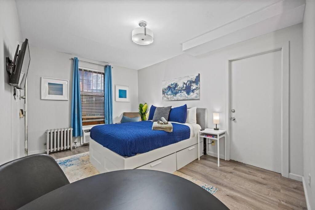 Great Walkable Apt! Apartment